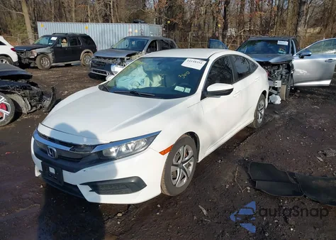 2018 Honda Civic Lx z USA, uszkodzony, nr VIN 2HGFC2F58JH546981